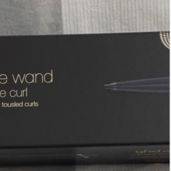 GHD Curve Wand - Picture 2 of 4